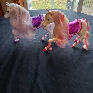 2 Barbie Horses